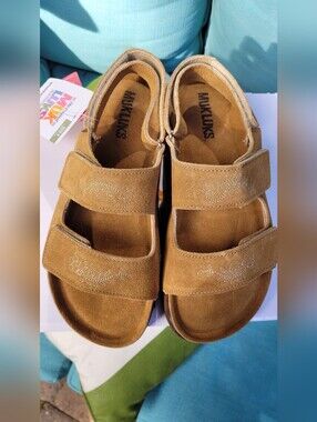 NWT | Muk Luks Tan Suede Slingback Slide Sandals